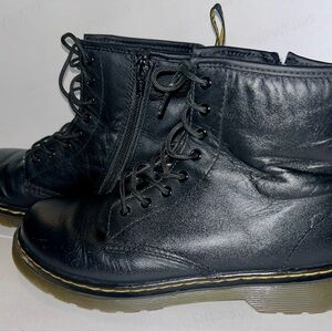 Dr. Marten Doc Marten boots youth 4M 5L